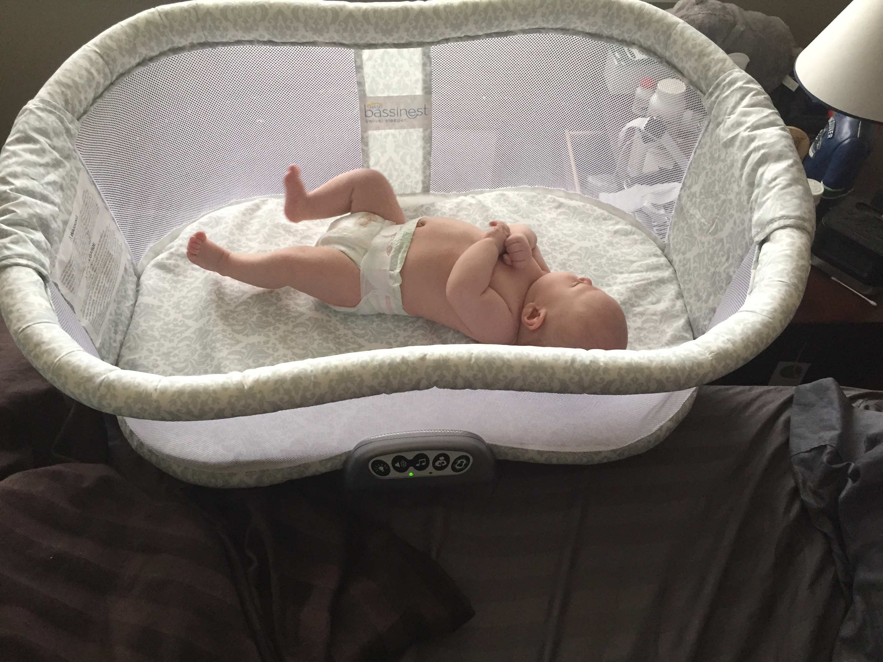halo baby bassinet reviews